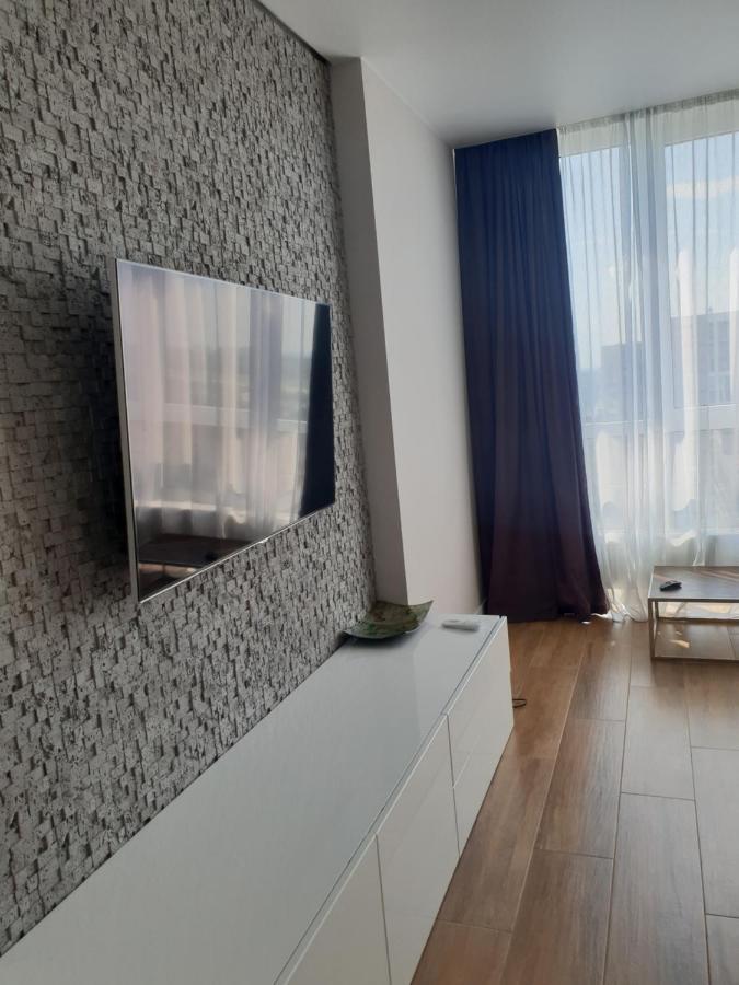 Nyvky Like Home - Fayna Town - Apt 398 Kiev Buitenkant foto